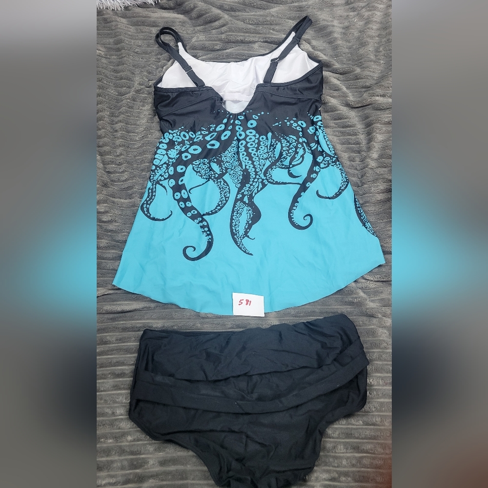 Cupshe Black and Blue Bikini Set - Picture 2 of 3